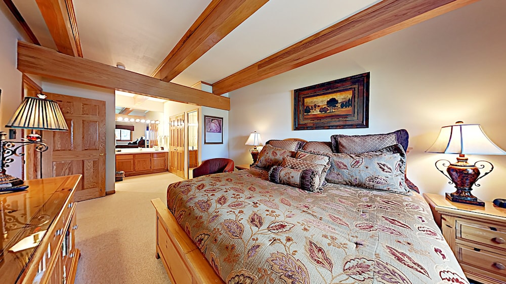Timberline Condominiums 42/81