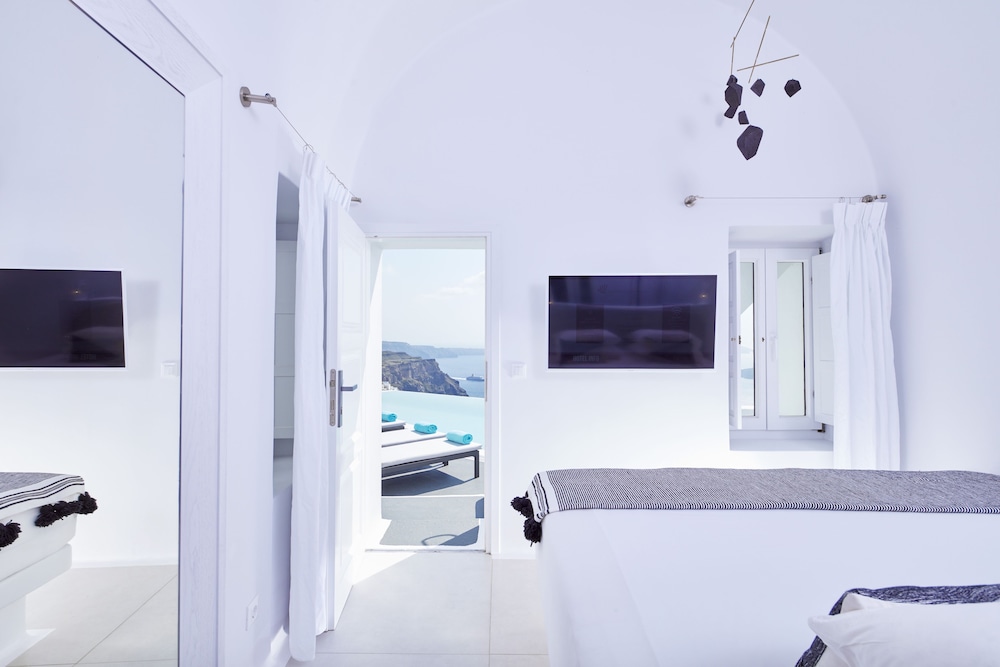 Cosmopolitan Suites - Adults Only 13/50