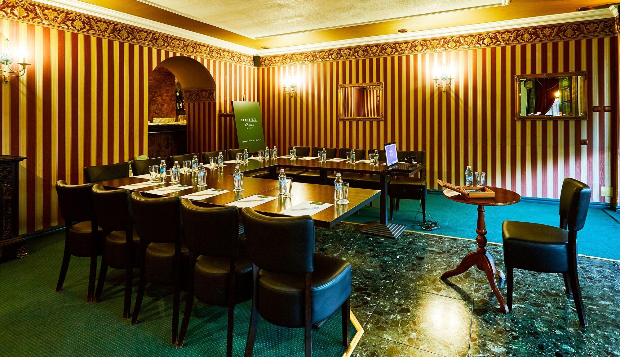 Hotel Baron Karczma Grodzka 35/51