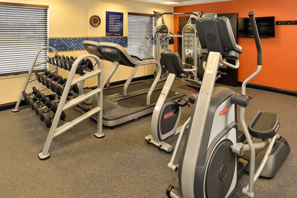 Hampton Inn Suites Harvey New Orleans West Bank 24/57