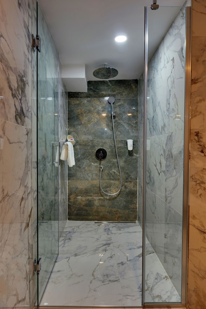 Grande Arte Hotel 56/58
