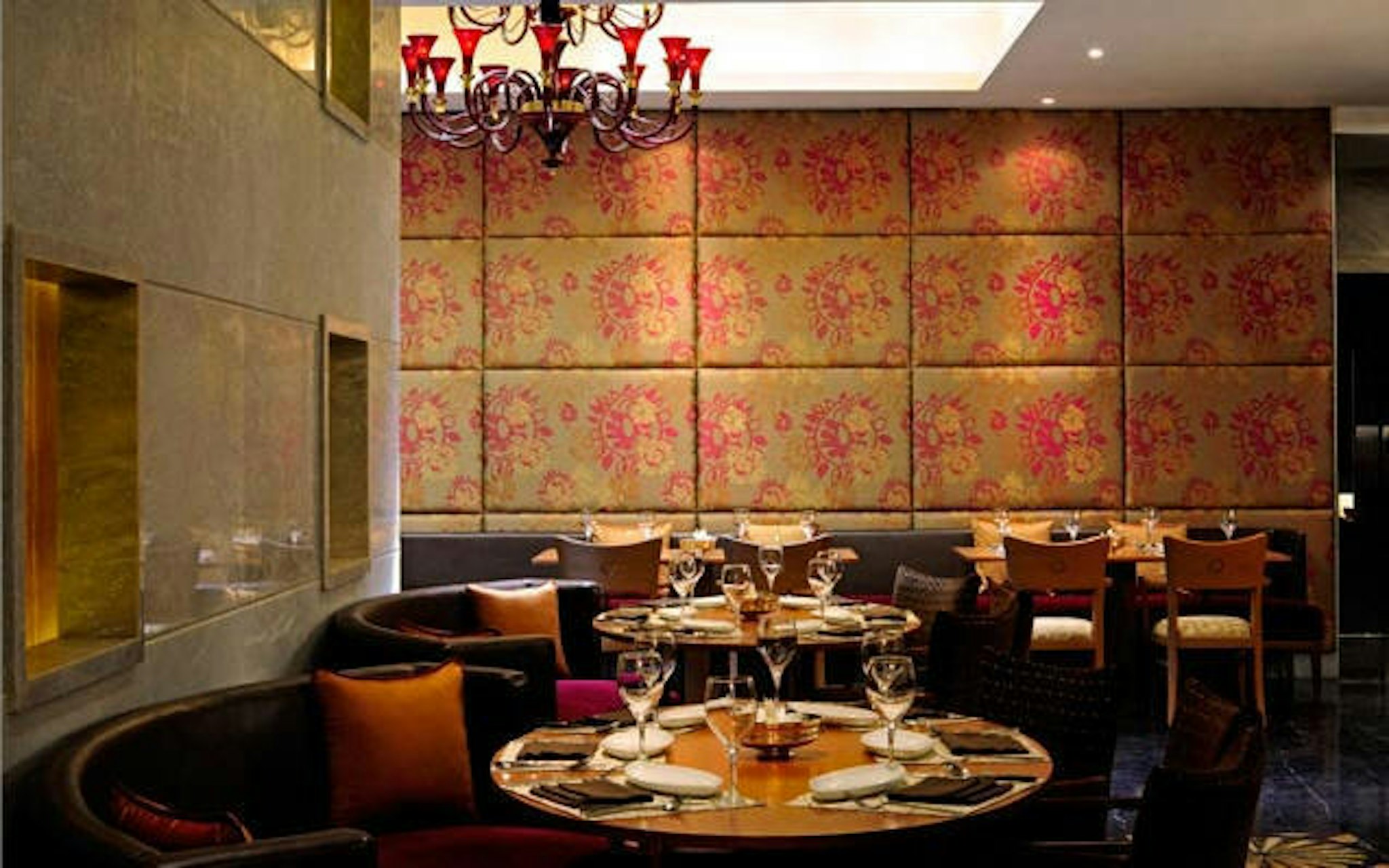 TAJ CLUB HOUSE 34/50