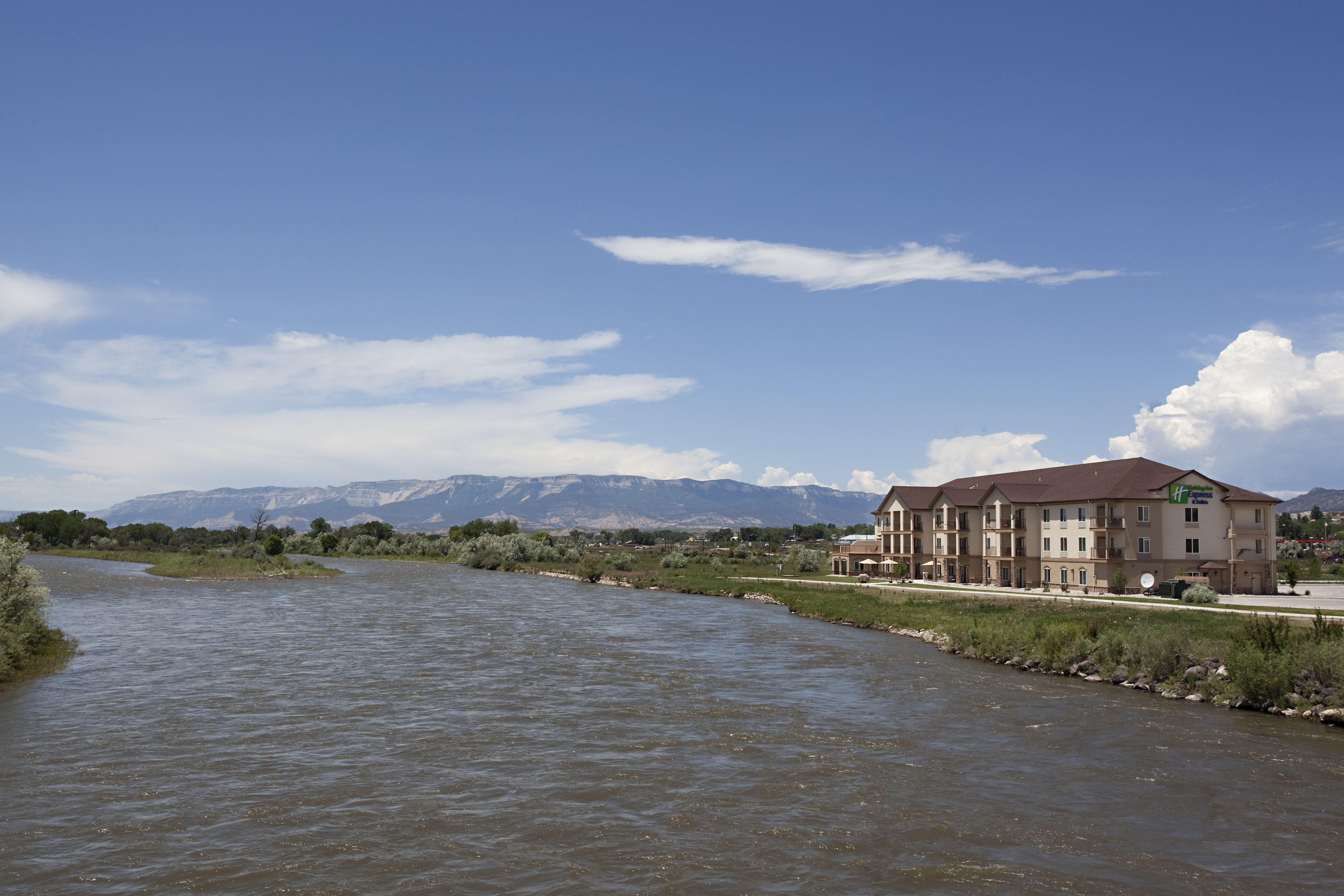 Holiday Inn Express And Suites Silt Rifle 34/34