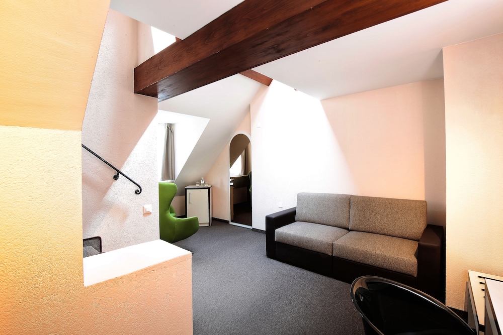 B_Smart Motel Basel 18/24