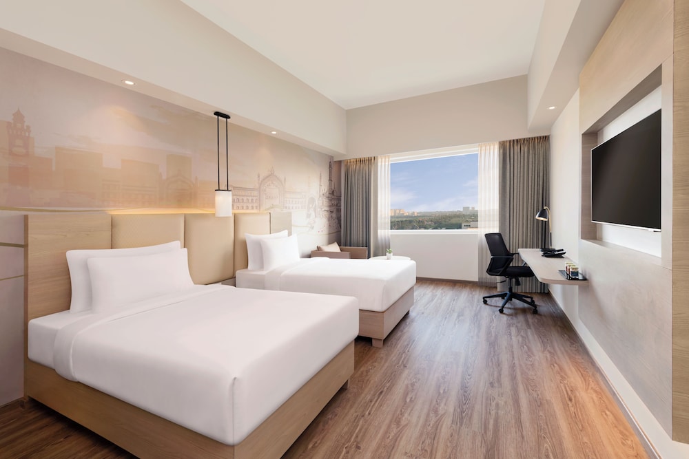 Mercure Lucknow Gomti Nagar 16/41