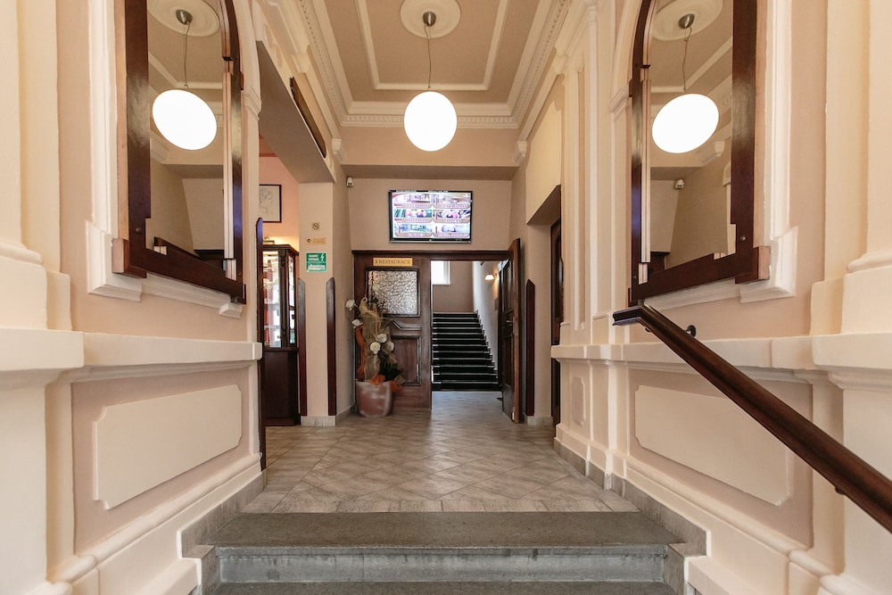 Hotel Victoria 5/42