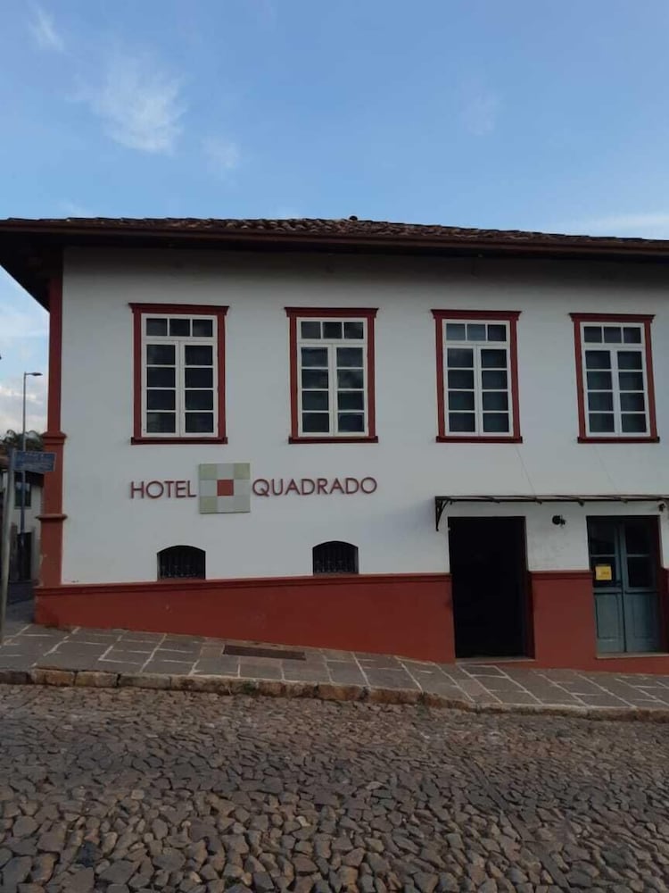 Hotel Quadrado 5/50
