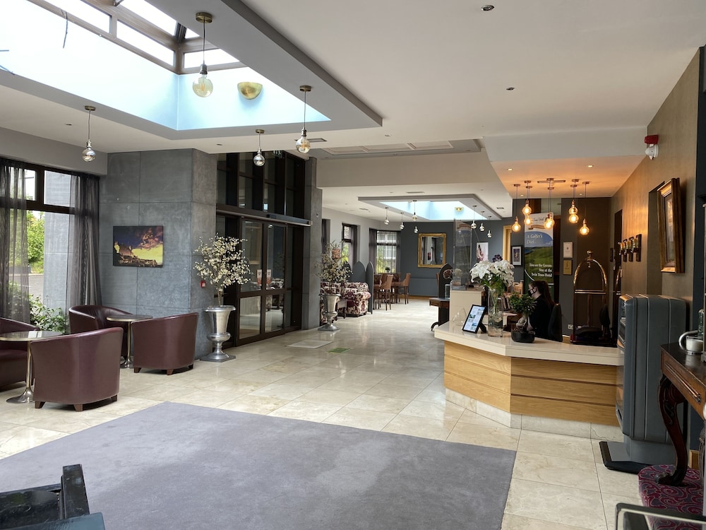 TWIN TREES HOTEL AND LEISURE CLUB(FORMERLY Downhill House Hotel) 5/54
