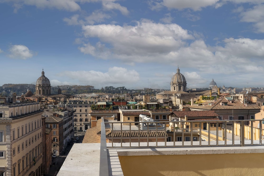 Radisson Collection Hotel, Roma Antica 43/50