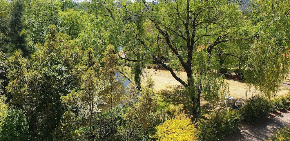 Fairmont Resort Blue Mountains MGallery by Sofitel 24/77
