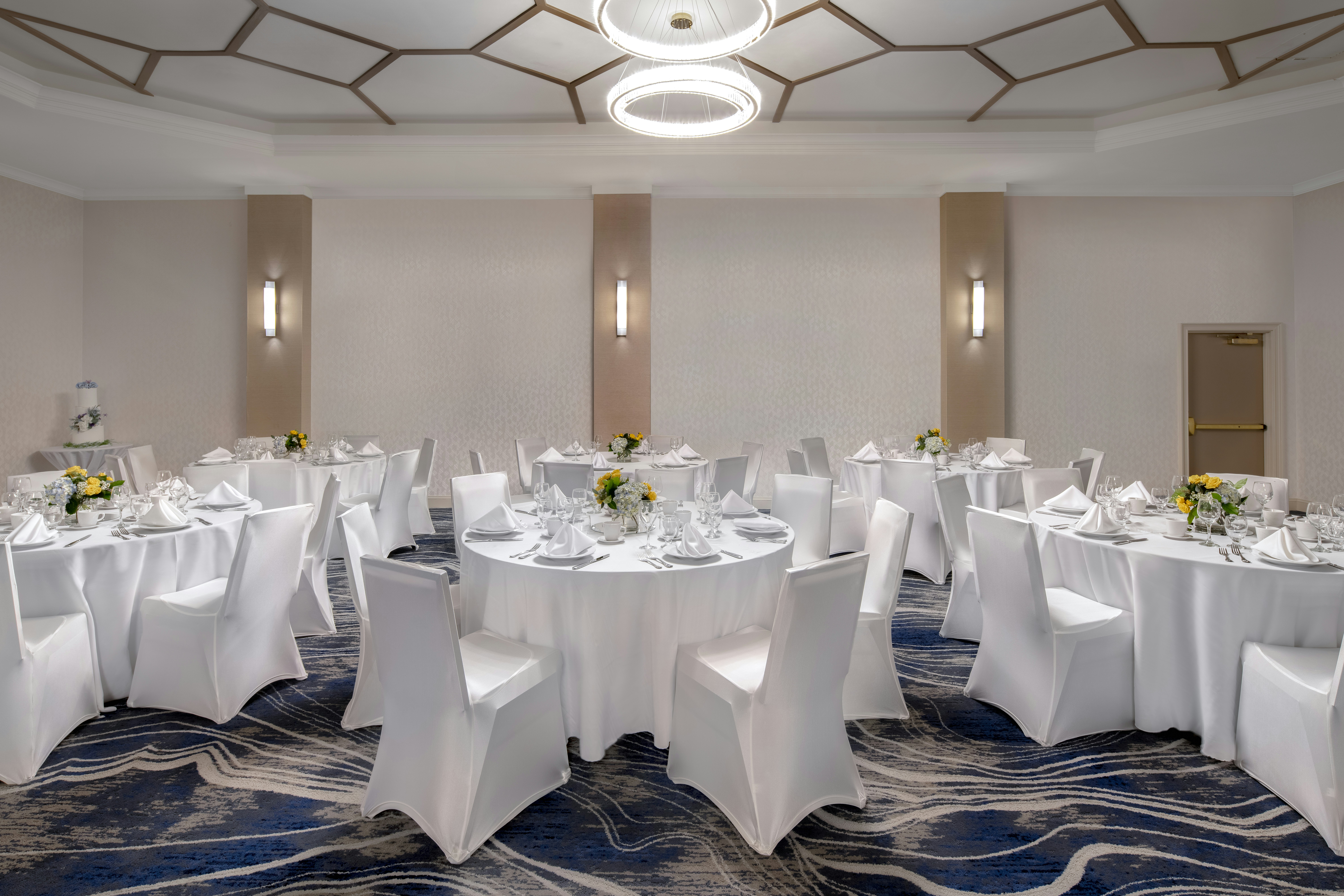 DoubleTree Suites by Hilton Hotel Mt. Laurel 40/49