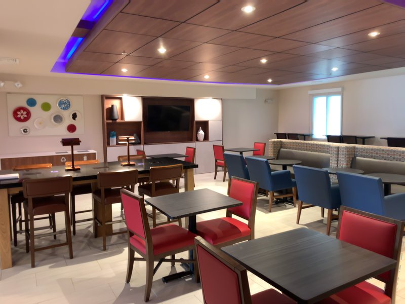 Holiday Inn Express And Suites Exmore Eastern Shore 49/54