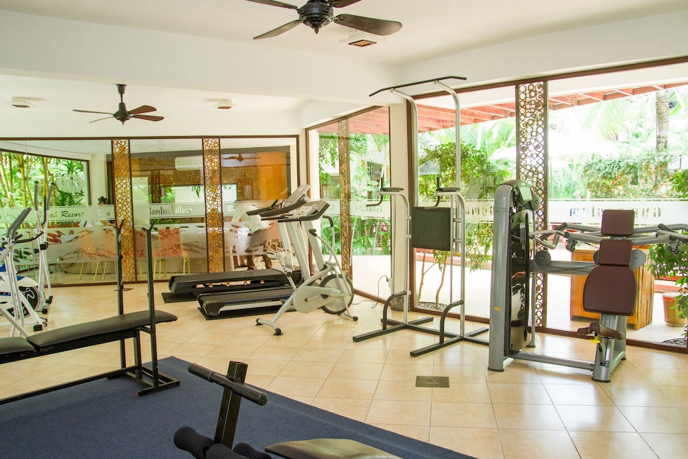 Bamboo Village Beach Resort and Spa 24/45