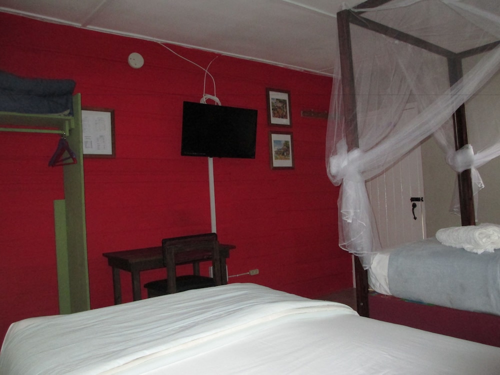 Kingsworth Hostel 26/42