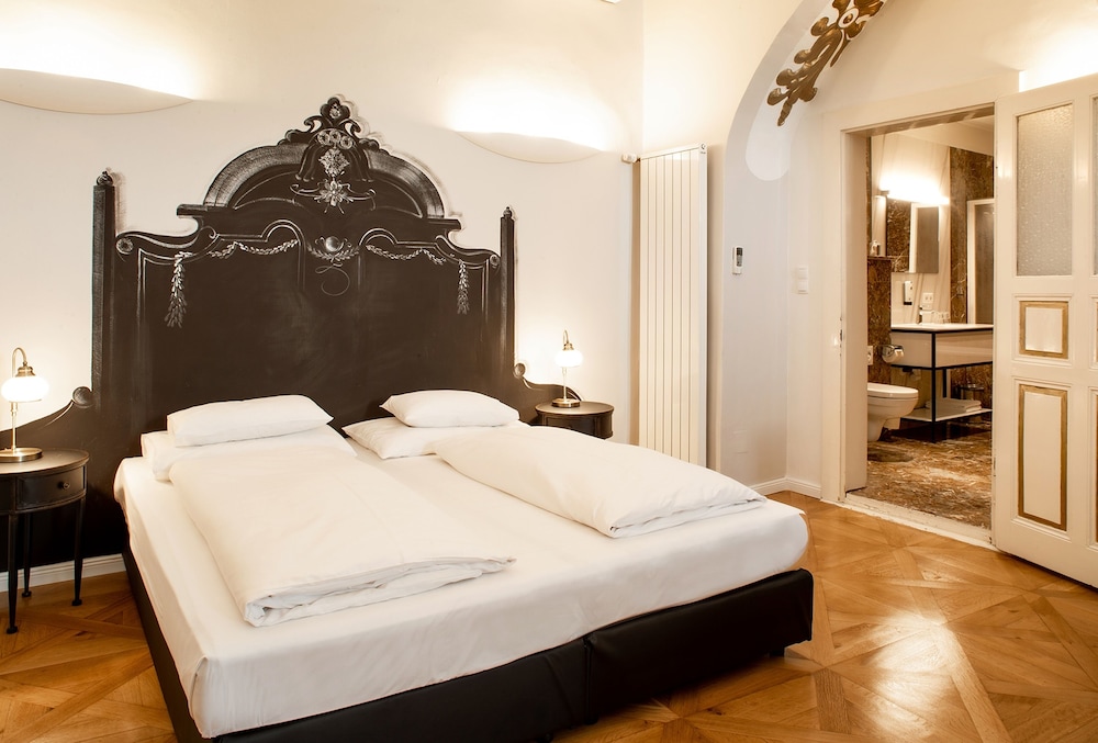 Hotel Zum Dom Palais Inzaghi 37/66