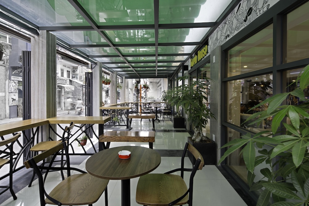 Green Star Hotel 47/64