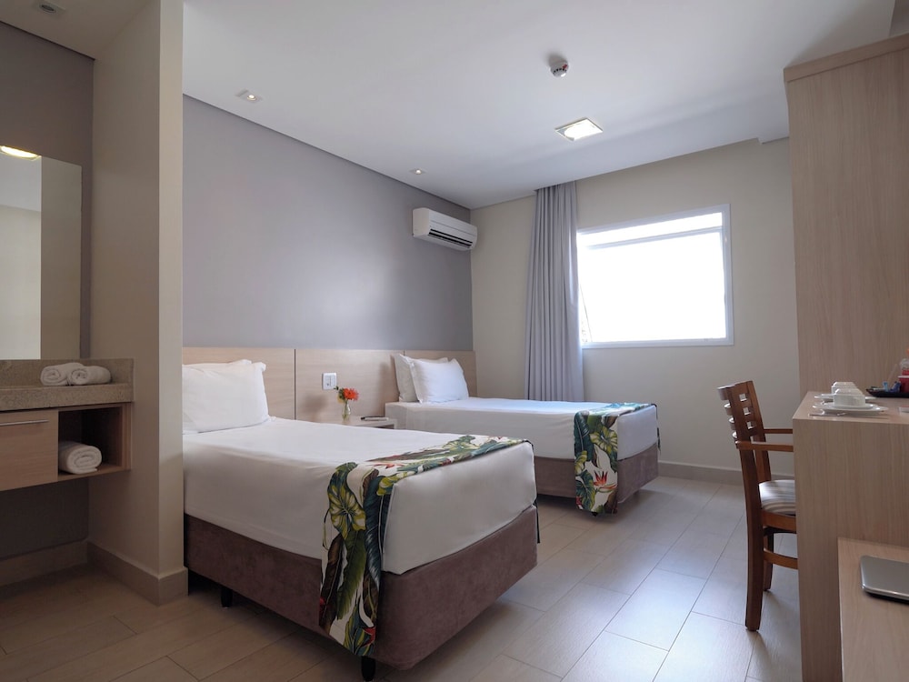 VALINHOS PLAZA HOTEL 22/72