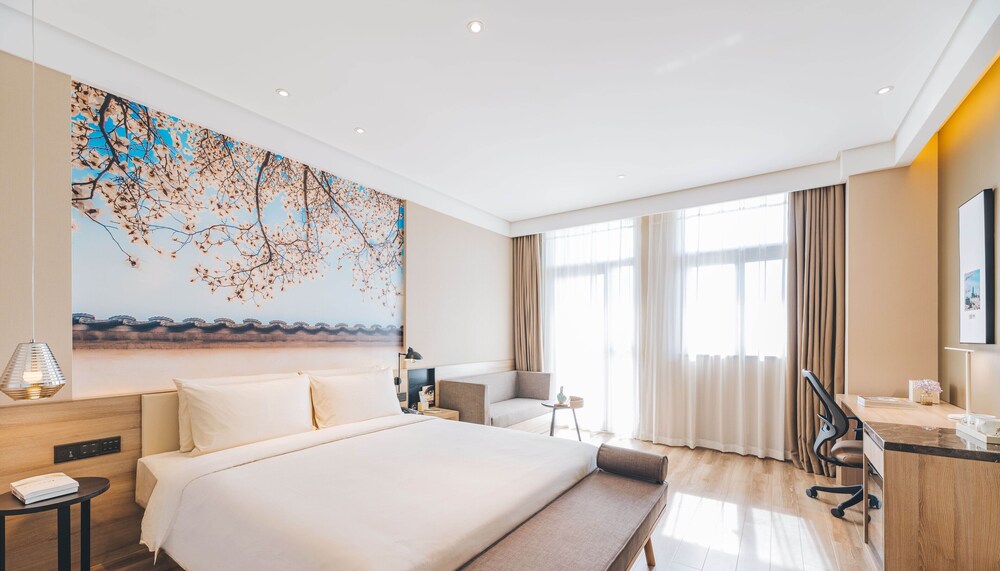 Atour Hotel (Ningbo Airport Yinzhou Avenue) 11/68