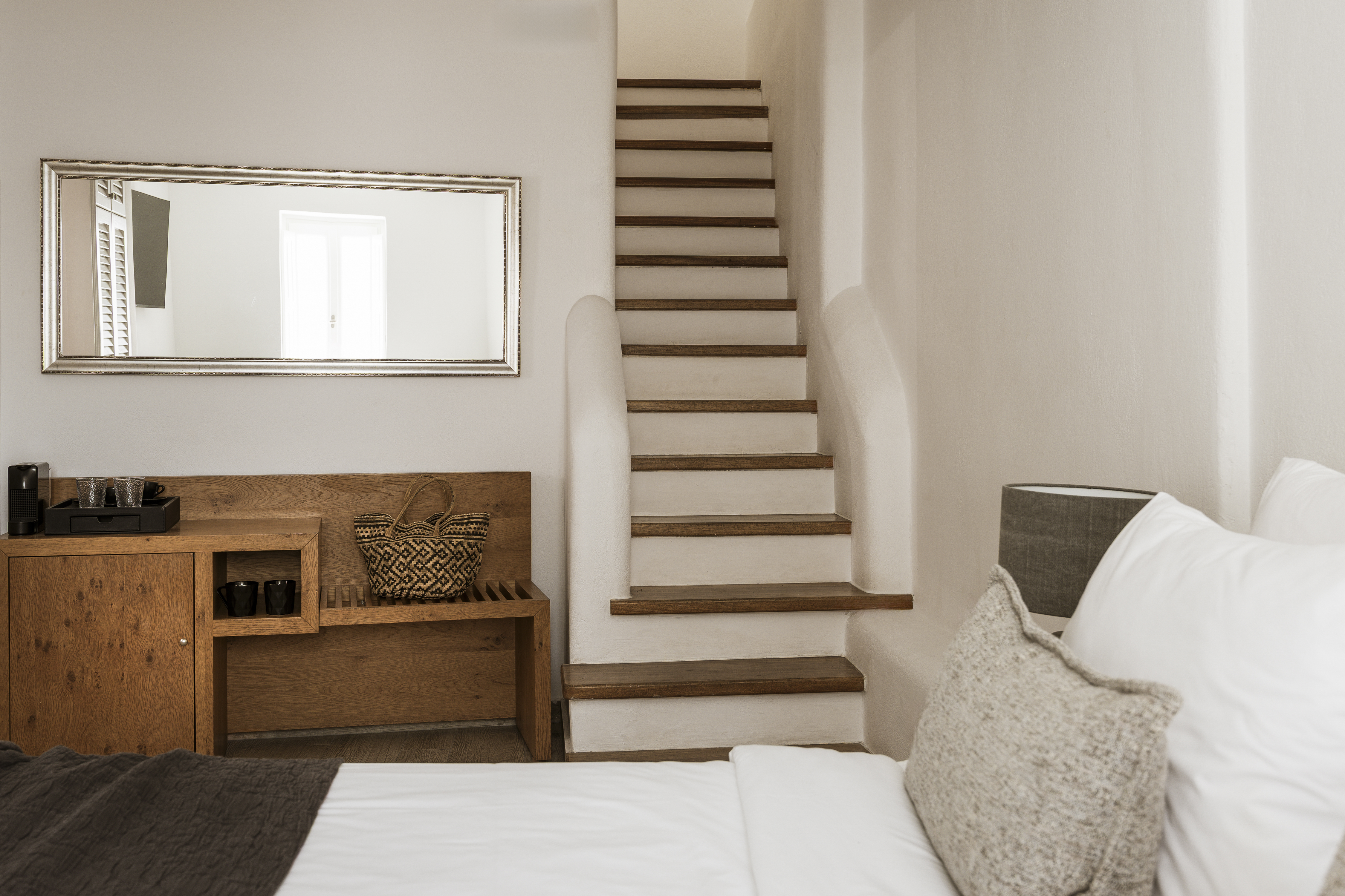 Panoramic, Superior, Suite, Caldera and Sea View, Terrace, Bathtub