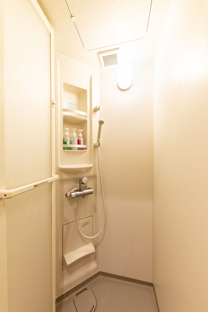 bnb+ Tsuruhashi (ex. Sun Village Tsuruhashi -Hostel) 30/31