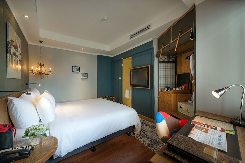 Bespoke Trendy Hotel Hanoi 17/50