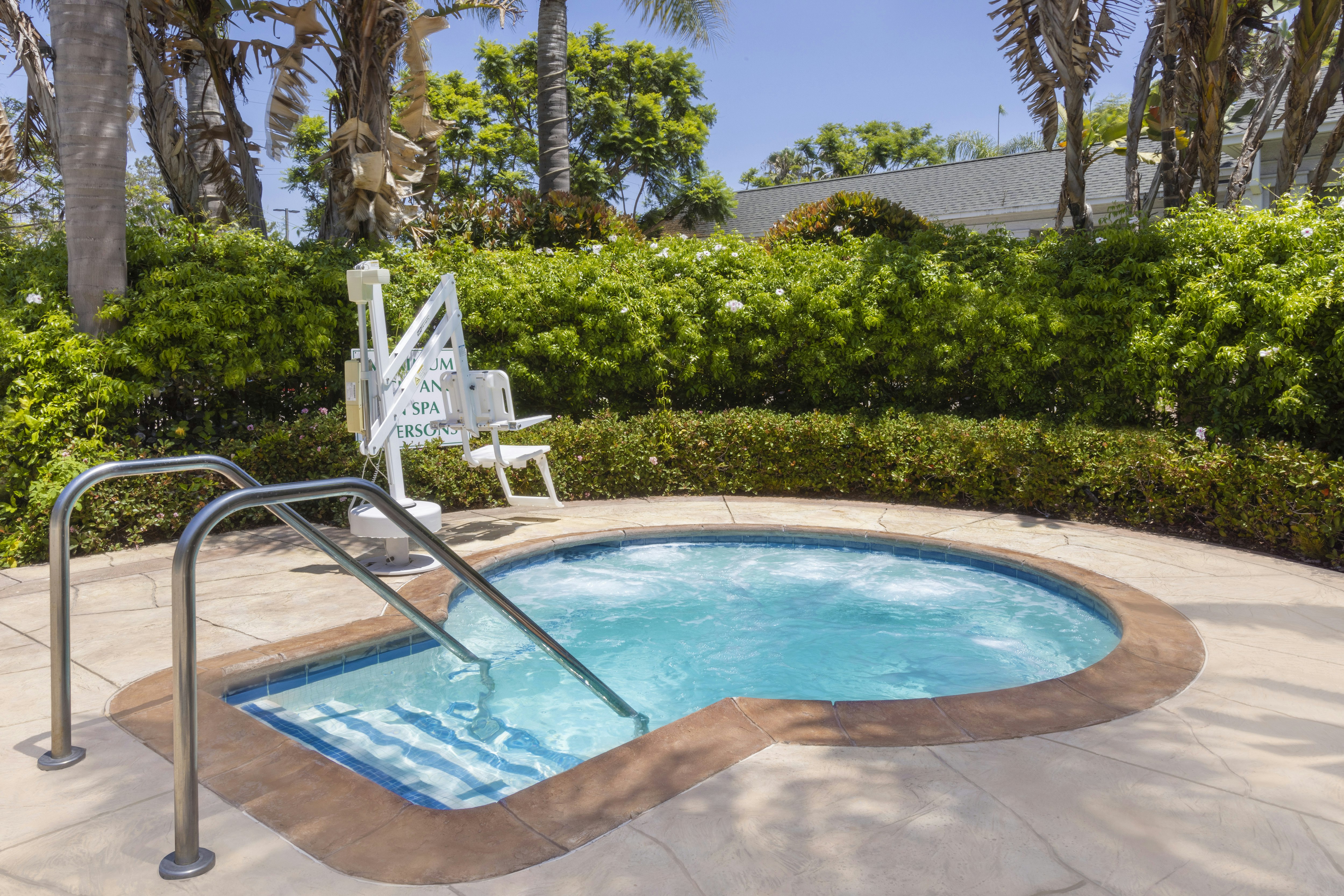 Hilton Garden Inn LAX/El Segundo 28/32