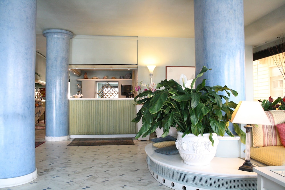 Hotel San Francisco 7/77