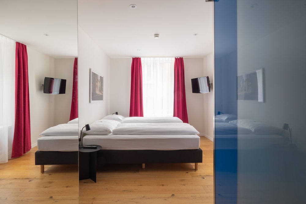Fred Guest House Zurich Hauptbahnhof 23/50