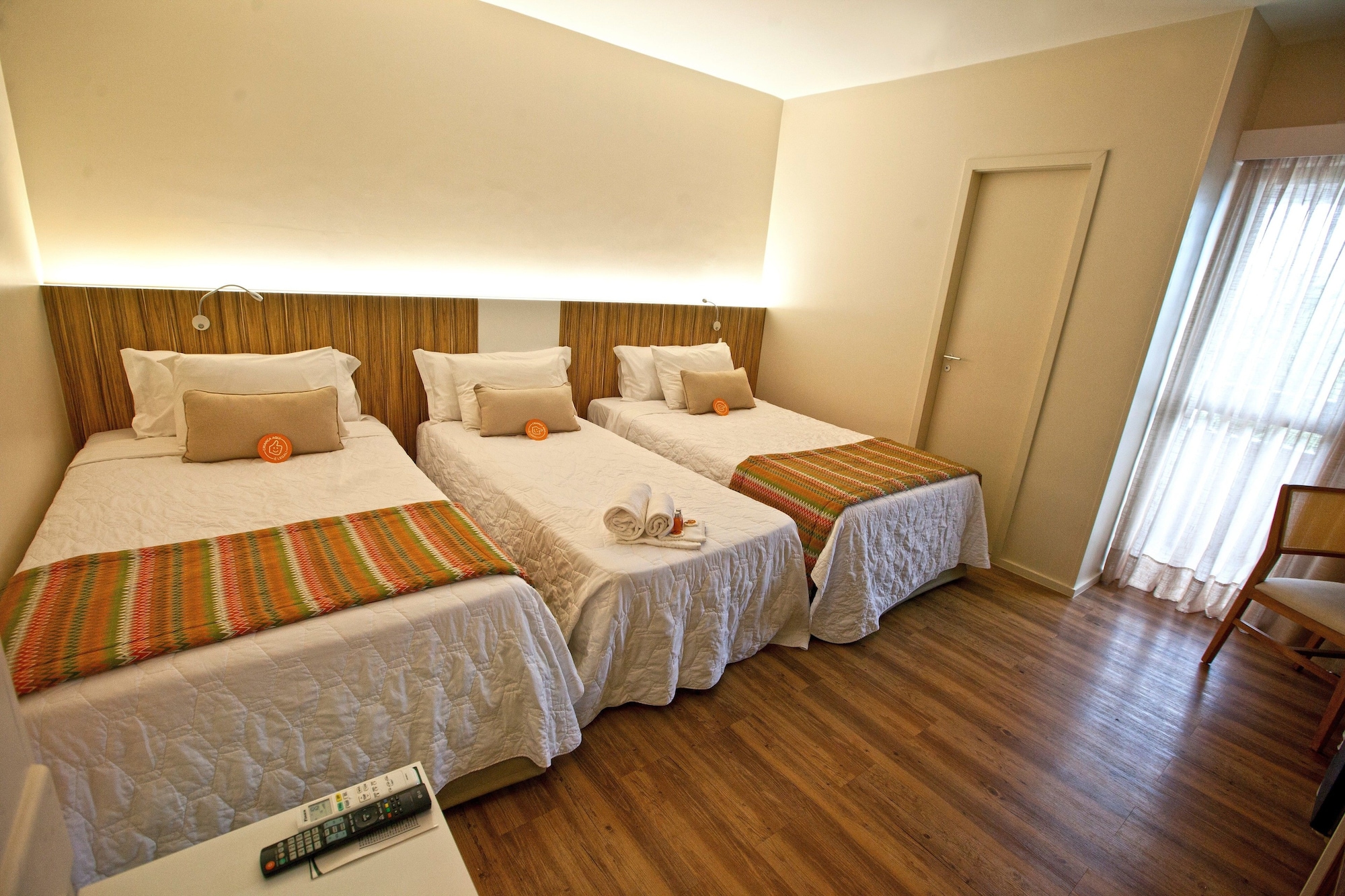 SUPERIOR, TWIN BEDS