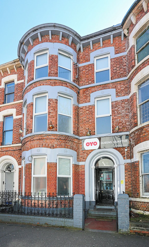 OYO Queens Quarter 3/56