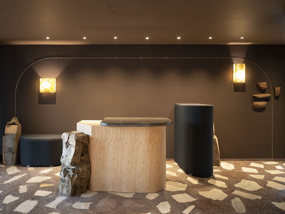 Hotel Karen 4/50
