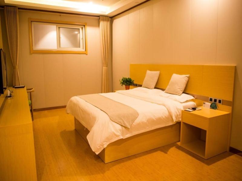 GreenTree Inn Qinhuangdao Lulong County North Gate Road 7/21