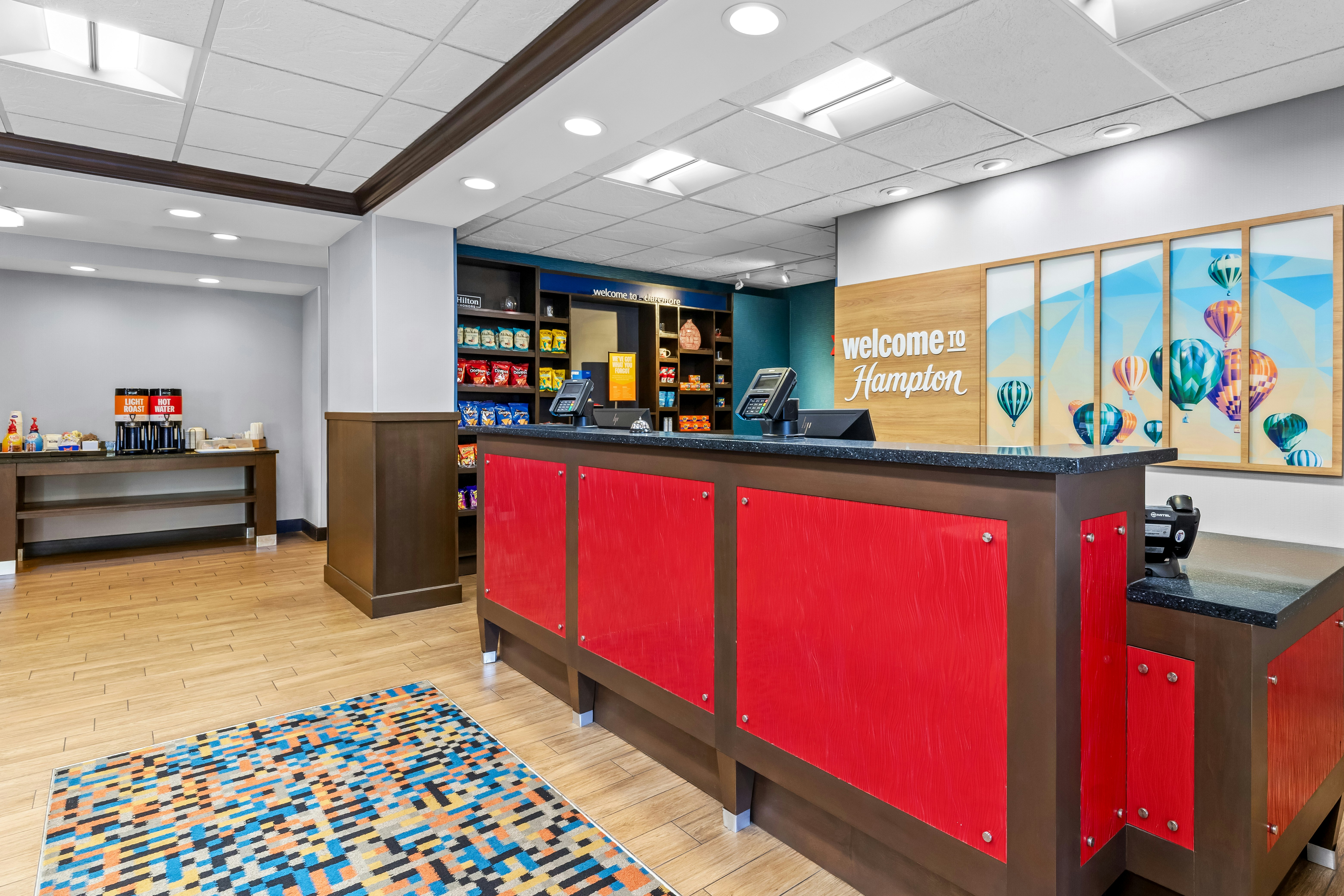 Lobby at Hampton Inn and Suites Claremore Ok, CLAREMORE - OK