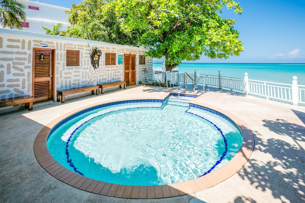 Muthu Crystal Cove Montego Bay 23/48