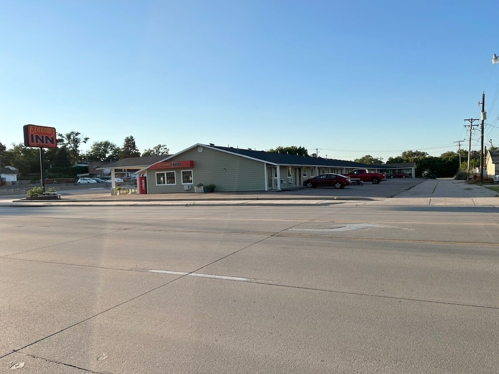 Economy Inn 41/45