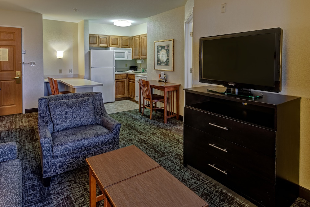 Staybridge Suites Denver - Cherry Creek 39/60