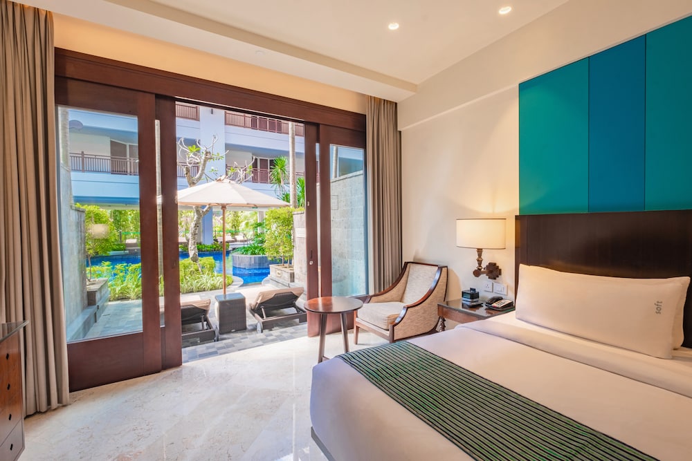 HOLIDAY INN RESORT BALI BENOA 19/79