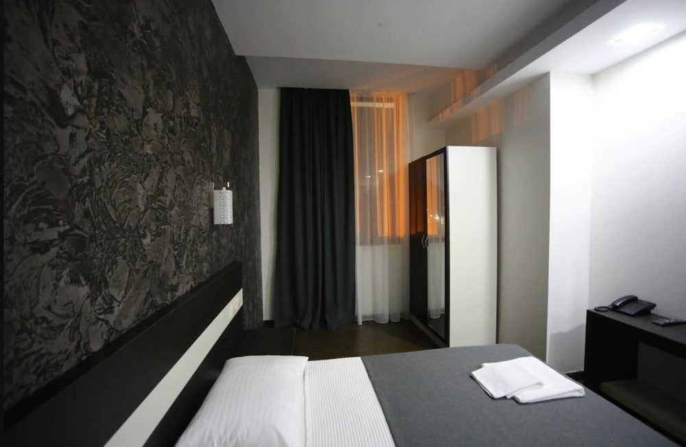 West Tower Hotel Kutaisi 6/25