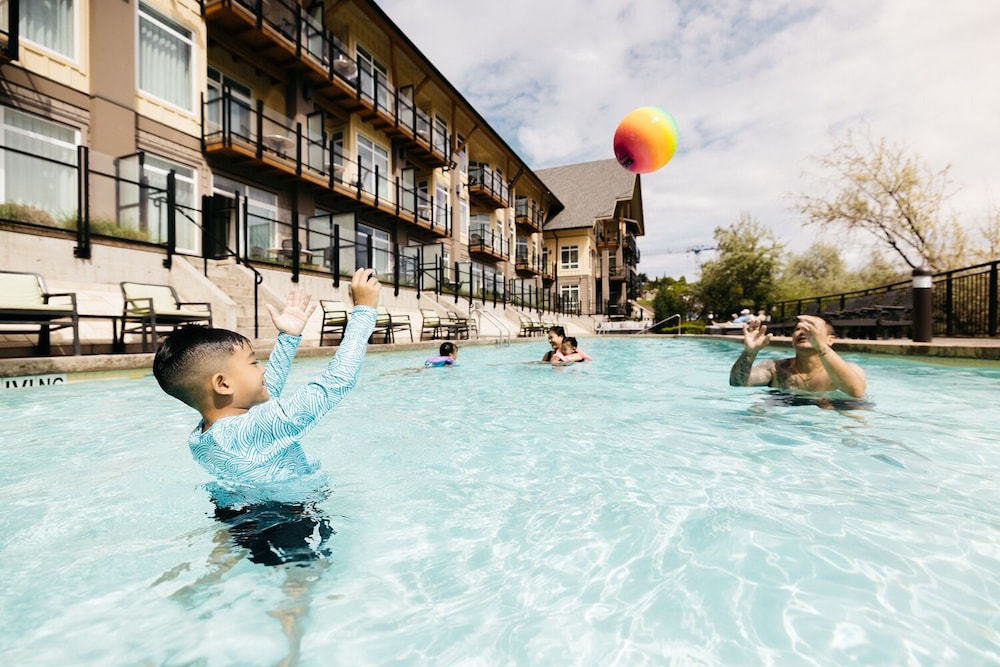 Summerland Waterfront Resort Spa 33/72