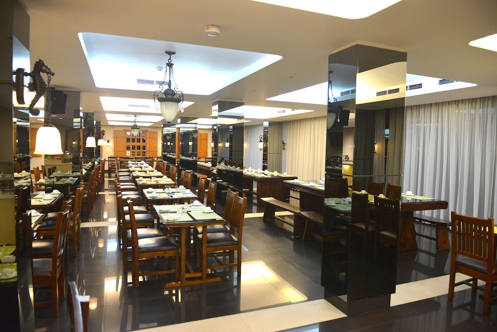 Emilia Hotel by Amazing 33/56