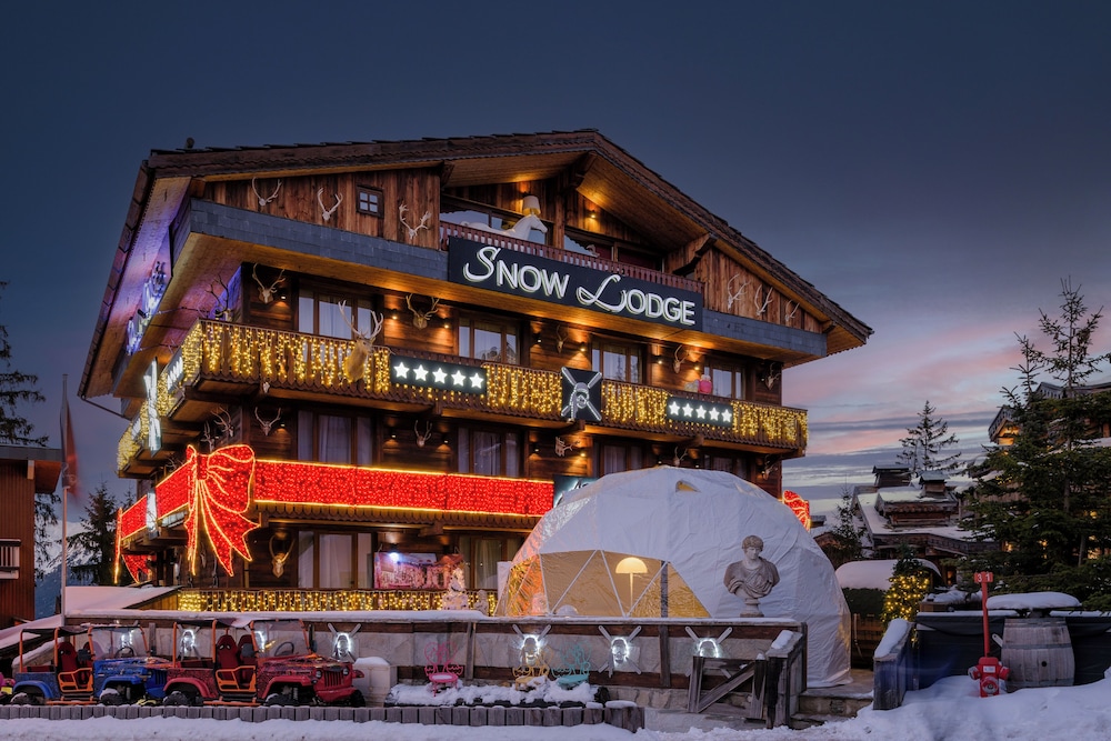 Snow Lodge Boutique Hotel 4/70
