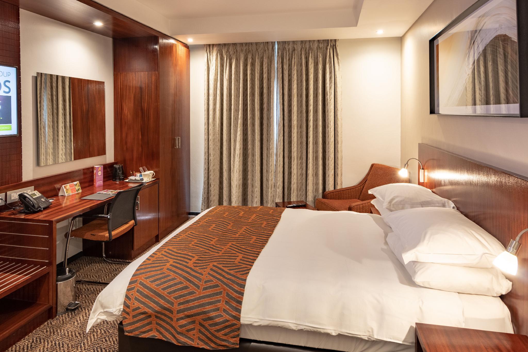 Basic, Double Bed