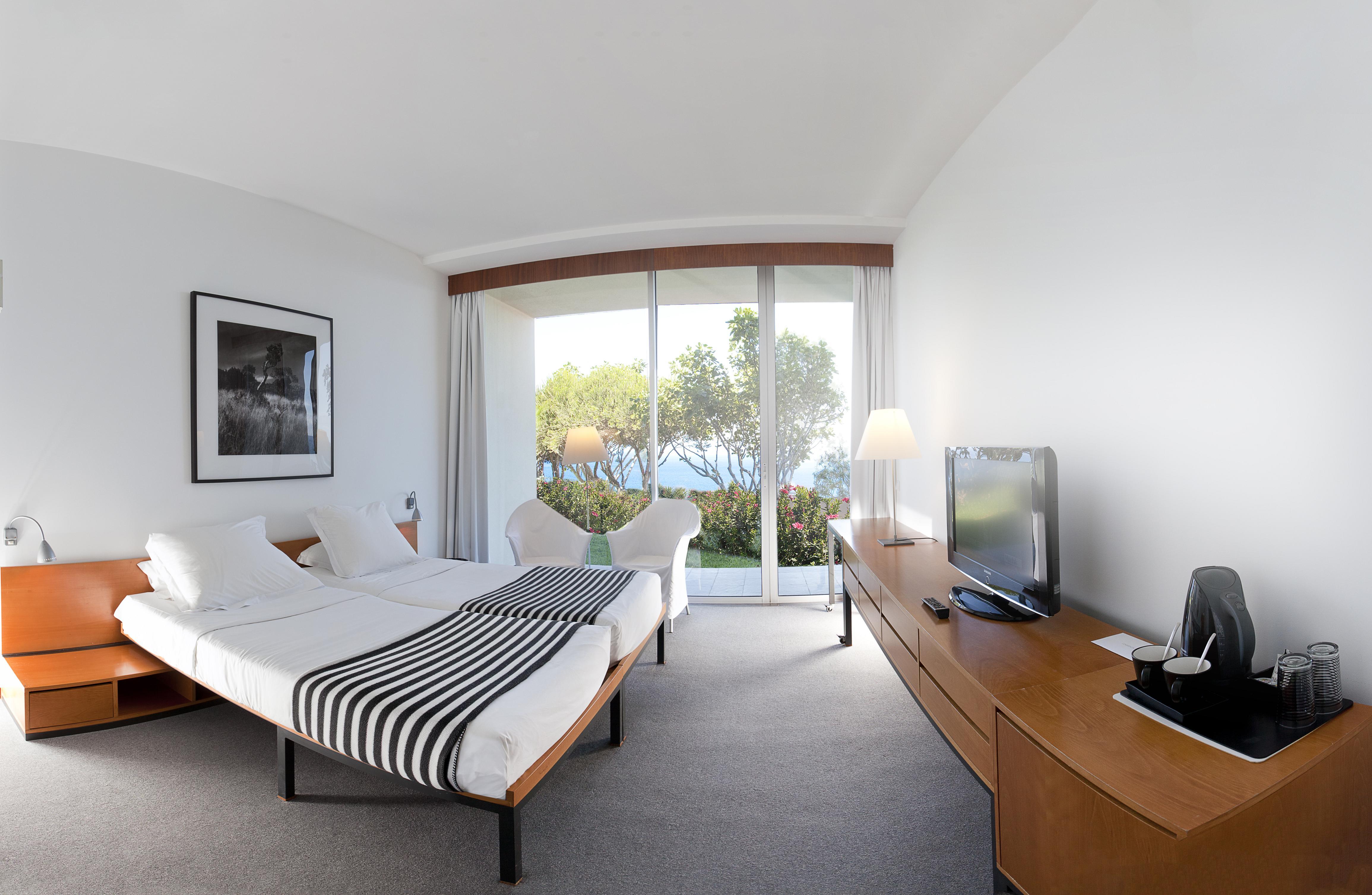 Standard, Double Bed, Garden View, Balcony or Terrace