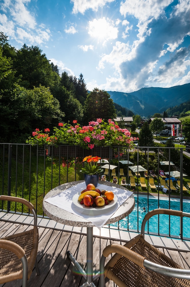 Hotel Der Waldhof Zell Am See 26/35