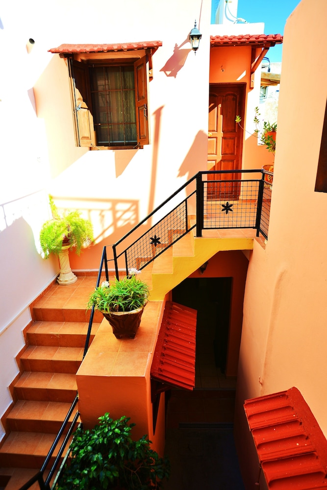 Olympos Pension 29/50