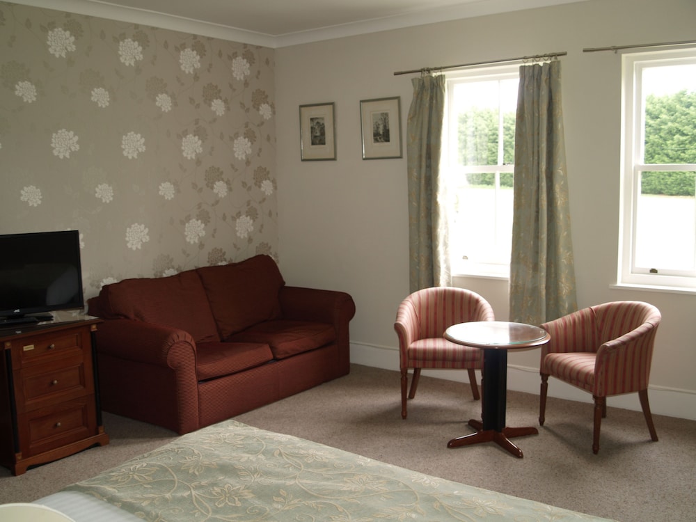 Woodlands Manor 60/100