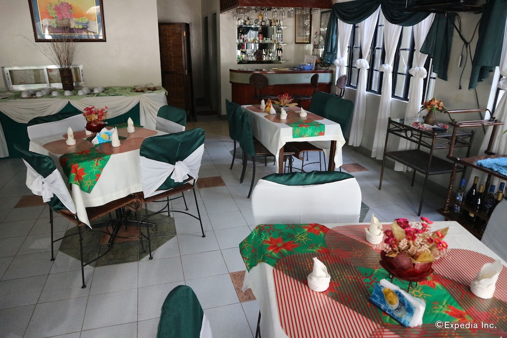 La Esperanza Hotel 33/41