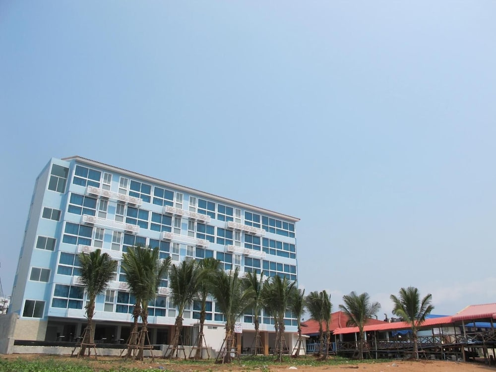 Nantra Pattaya Baan Ampoe Beach 2/40