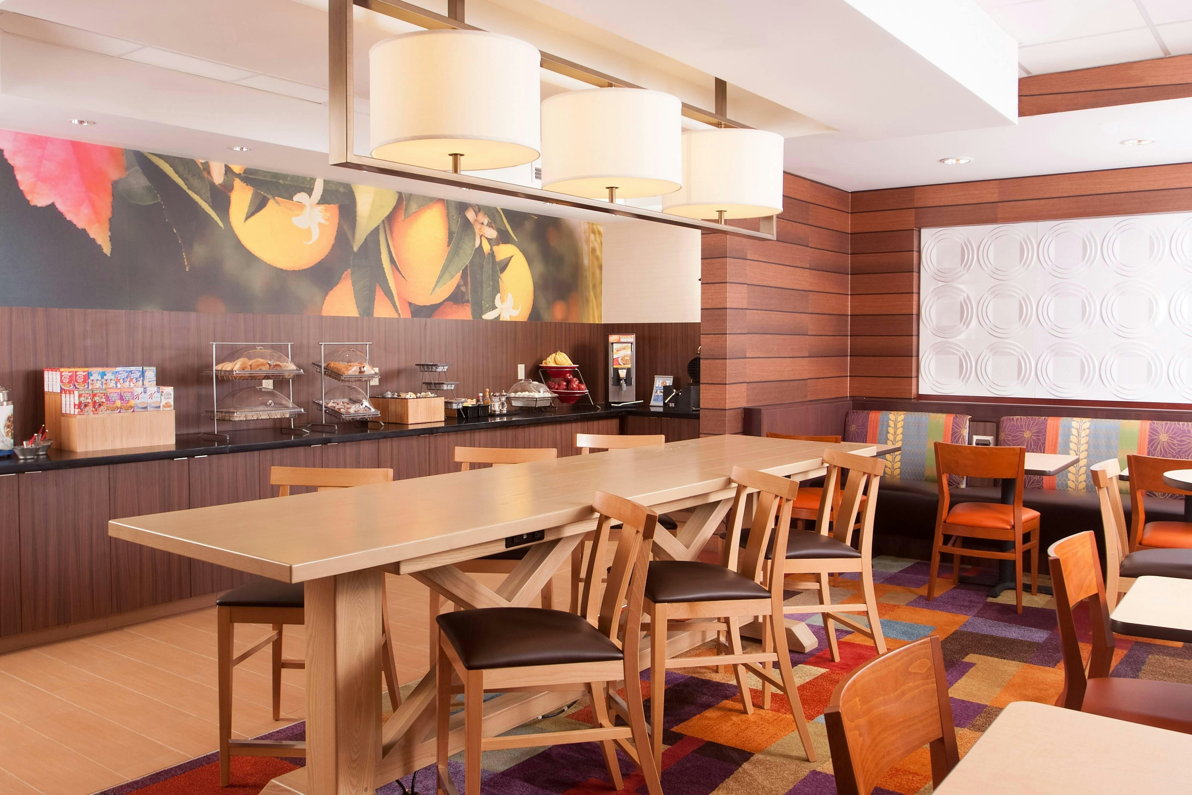 Fairfield Inn Charlotte Gastonia 24/38