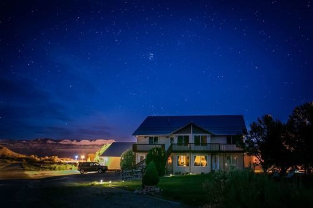 Bryce Trails Bed and Breakfast، سيدار سيتي 5/50